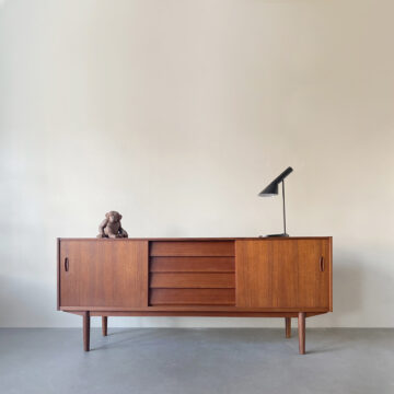 Nils Jonsson Troeds Teak-Sideboard