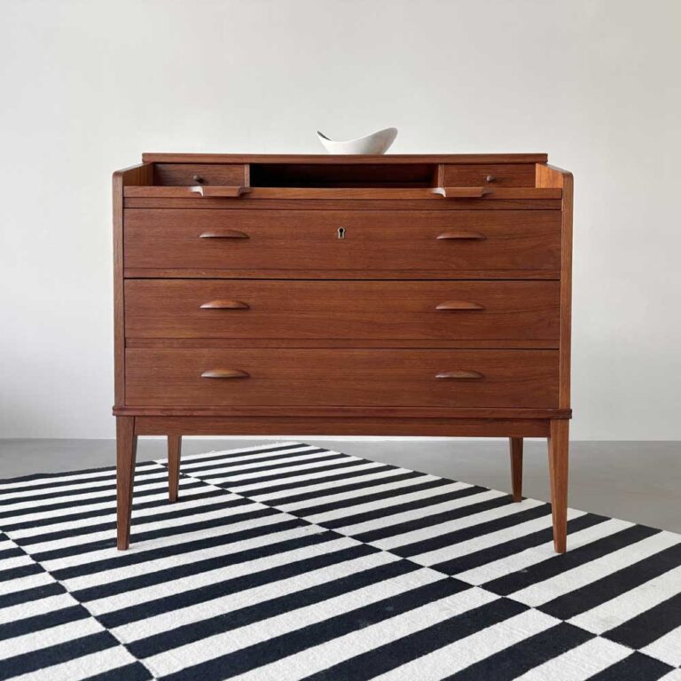 Sekretär Kommode, Riis Antonsen