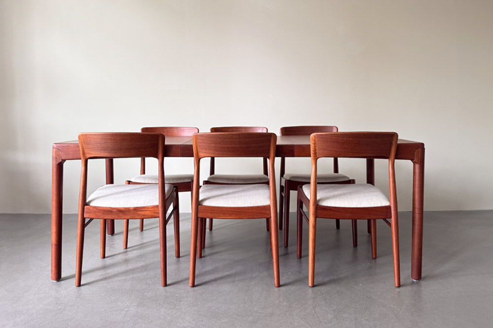 H.W. Klein Teak Esstisch