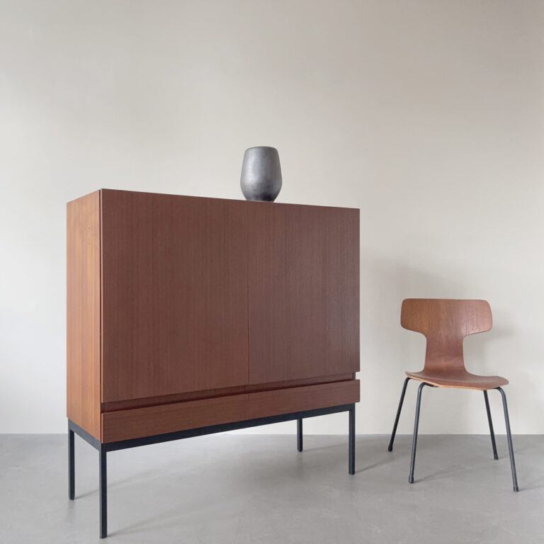 Schrank Highboard, Behr, Wäckerlin