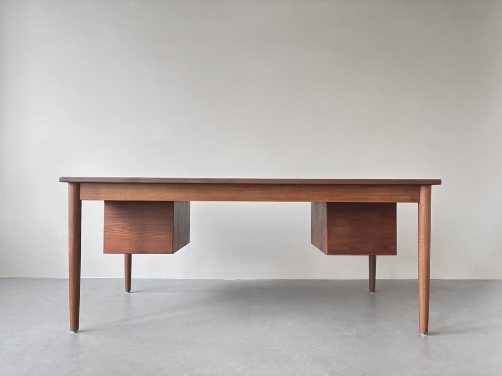 Mid-century Teak Bürotisch, Søborg Kopenhagen