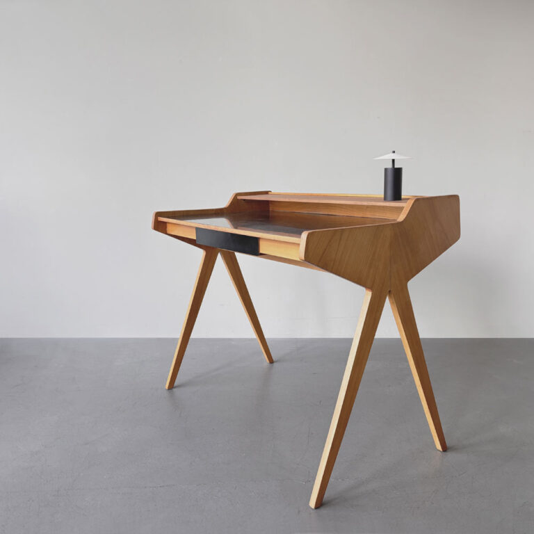 Helmut Magg Schreibtisch Badenia