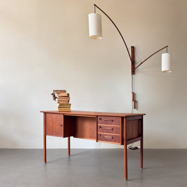 Dänischer Teak Schreibtisch Tibergaard