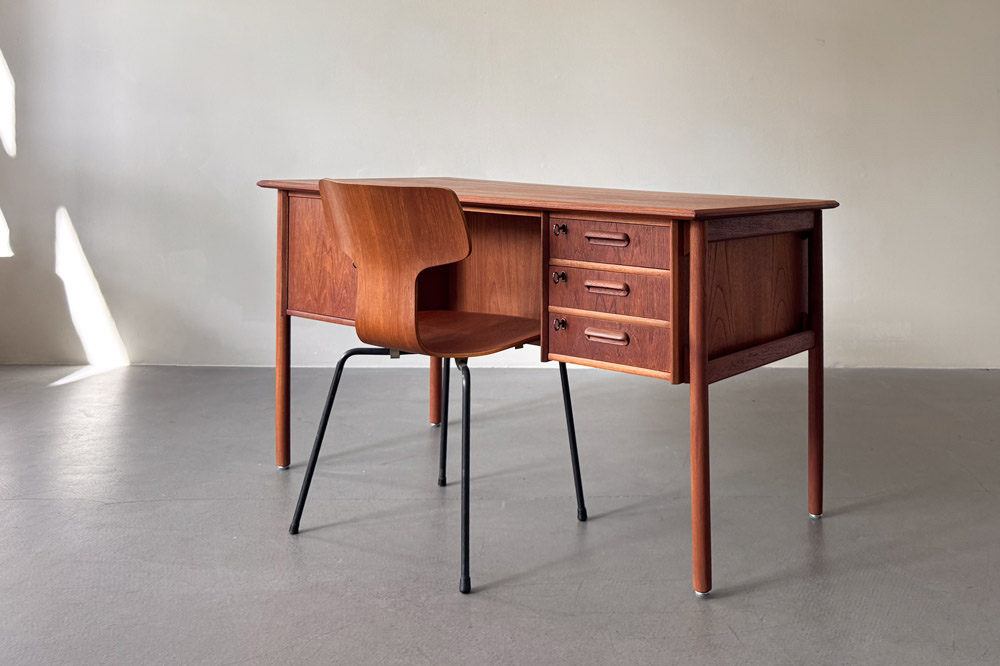Dänischer Teak Schreibtisch Tibergaard