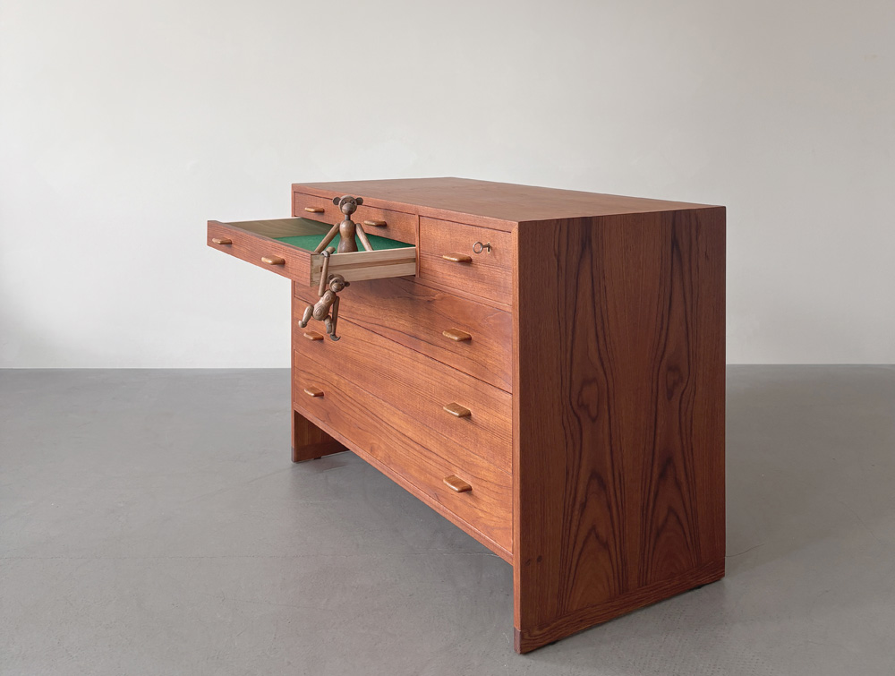 Hans J. Wegner Sideboard, Mid-century